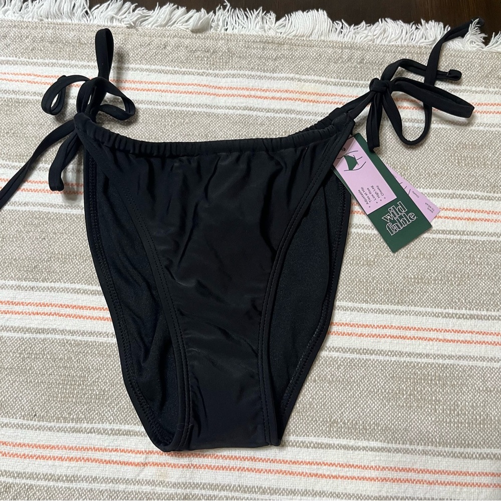 Wild Fable Women's Side Tie Low Rise High Leg Cheeky Black Bikini Bottom Small